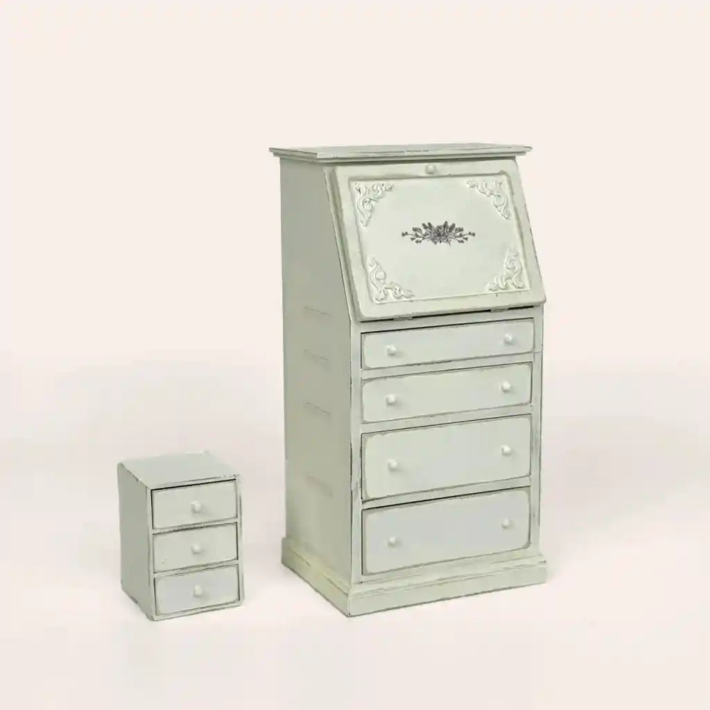 「Old Soul」1:6 Luxe Cabinet