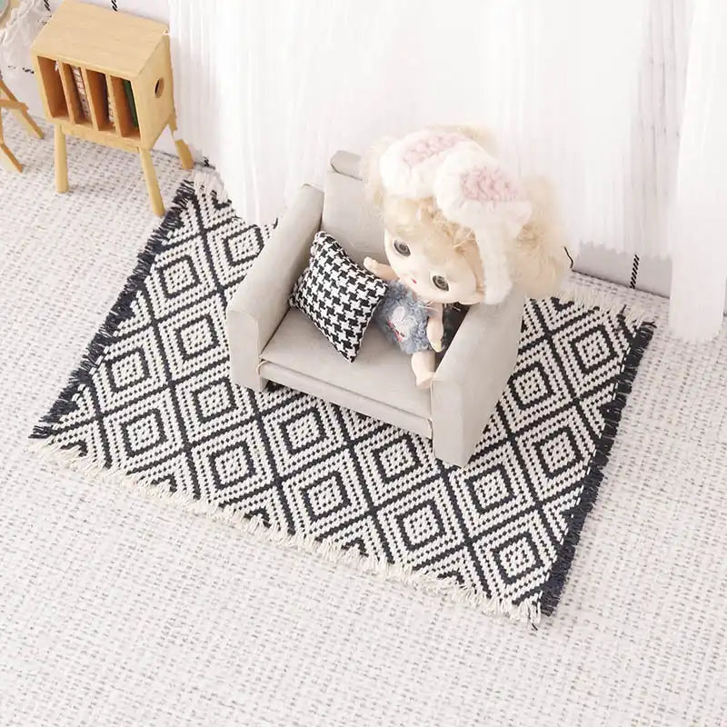 SoftShades Black & White Rug