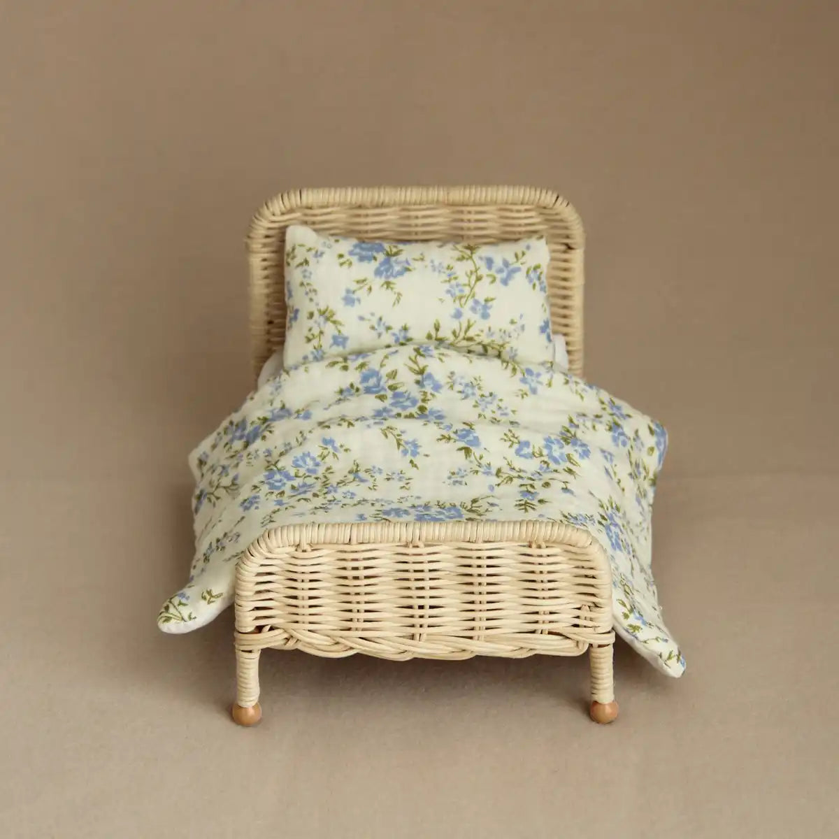 Handmade Wicker Bed Dollhouse Furniture