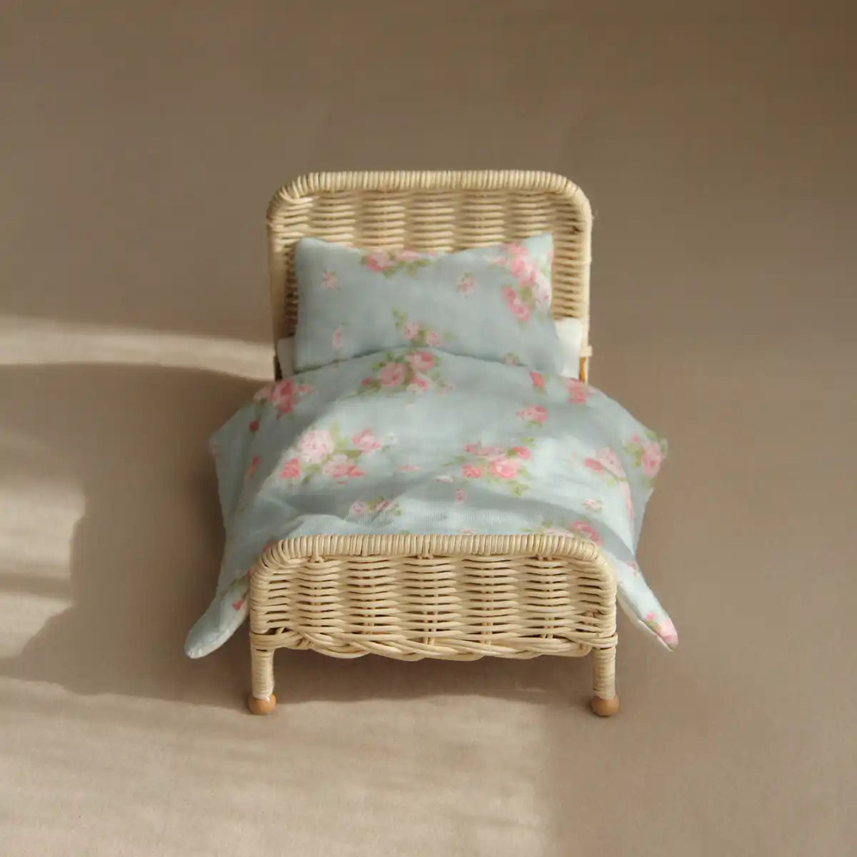 Handmade Wicker Bed Dollhouse Furniture