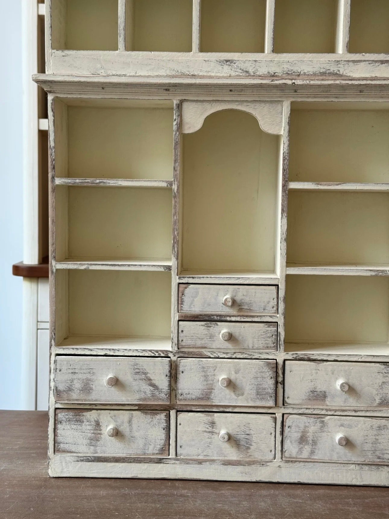 「Old Soul」Arch Display Cabinet