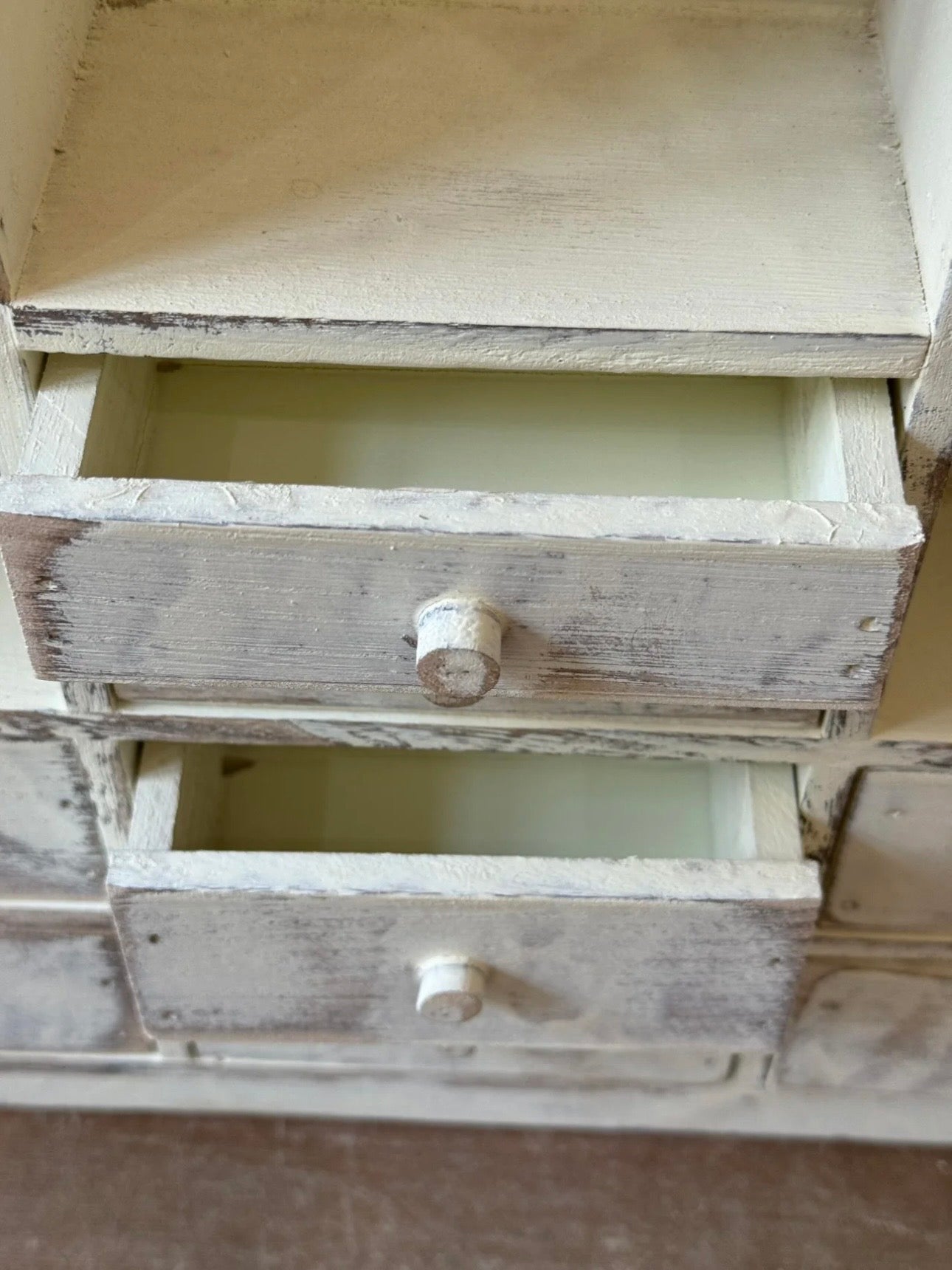 「Old Soul」Arch Display Cabinet