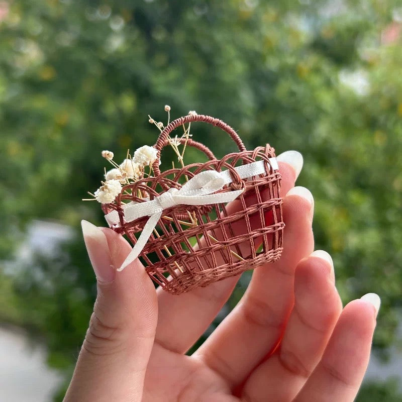 Bow openwork woven basket